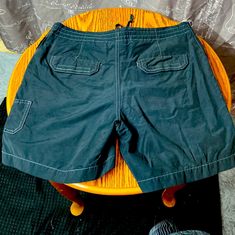 wms. Columbia shorts Black sz XS